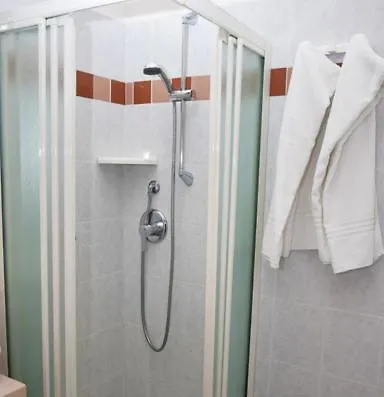 Joli Hotel 3*