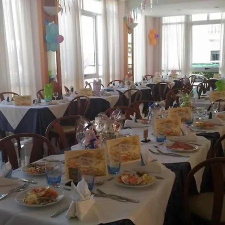 Ξενοδοχείο Joli 3*